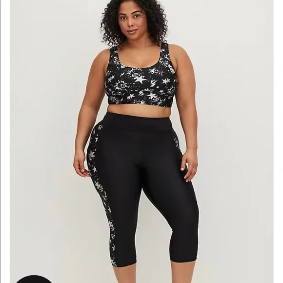 New! SET! Torrid Sz 3 Stars Skulls Swim Bathing Suit Top Leggings Bottoms 3X - Picture 2 of 7